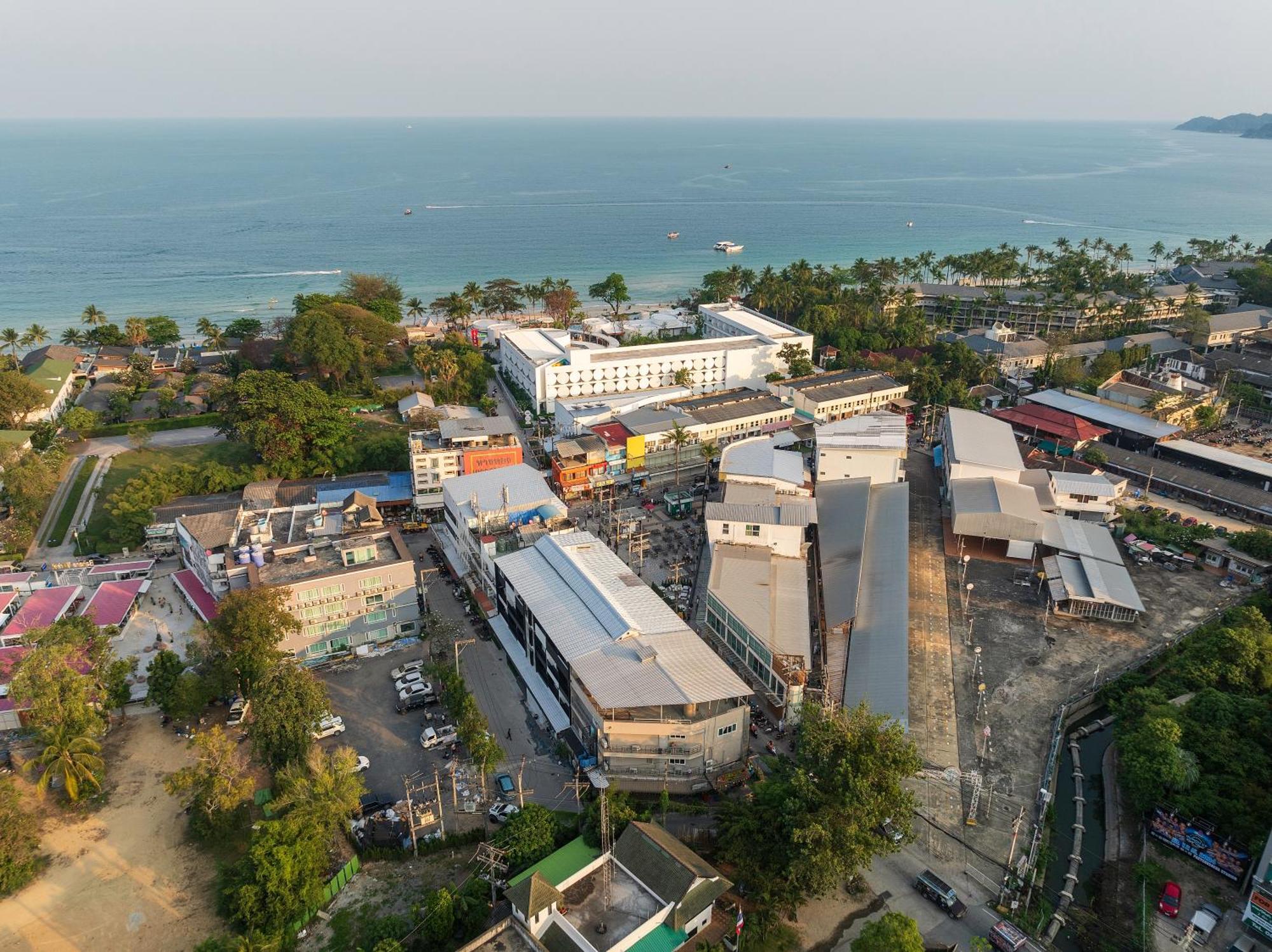 Bedtime Hotel Samui Bãi biển Chaweng Ngoại thất bức ảnh